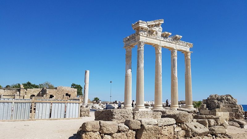 3- Side Apollon Tapınağı-Antalya