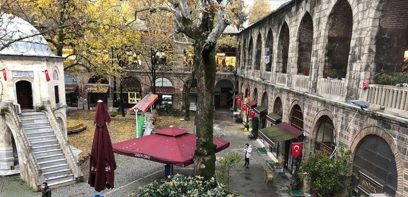 2- Bursa Koza Han