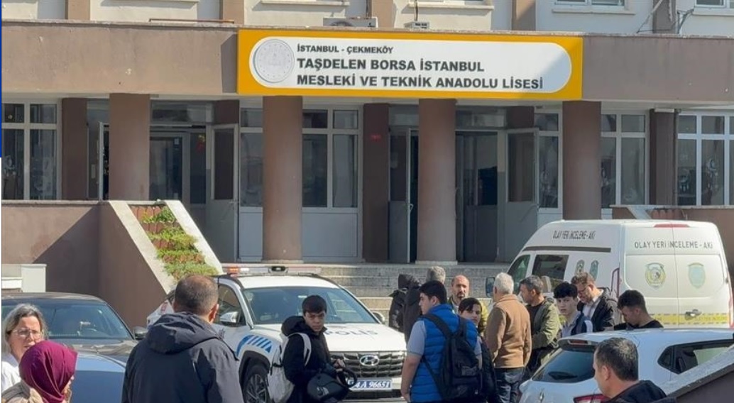 İstanbul’da öğretmen Fatma Nur Çelik’in hayatını kaybettiği olaya ilişkin iki müdür görevden uzaklaştırıldı